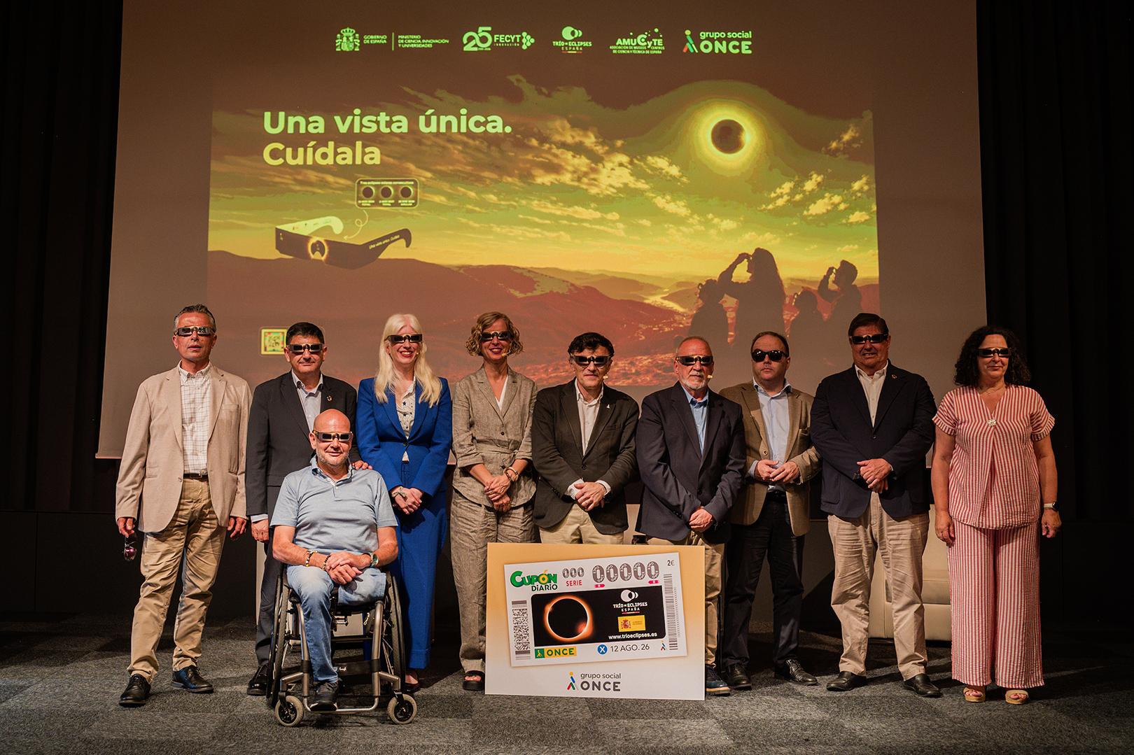 Presentación del cupón dedicado al eclipse solar