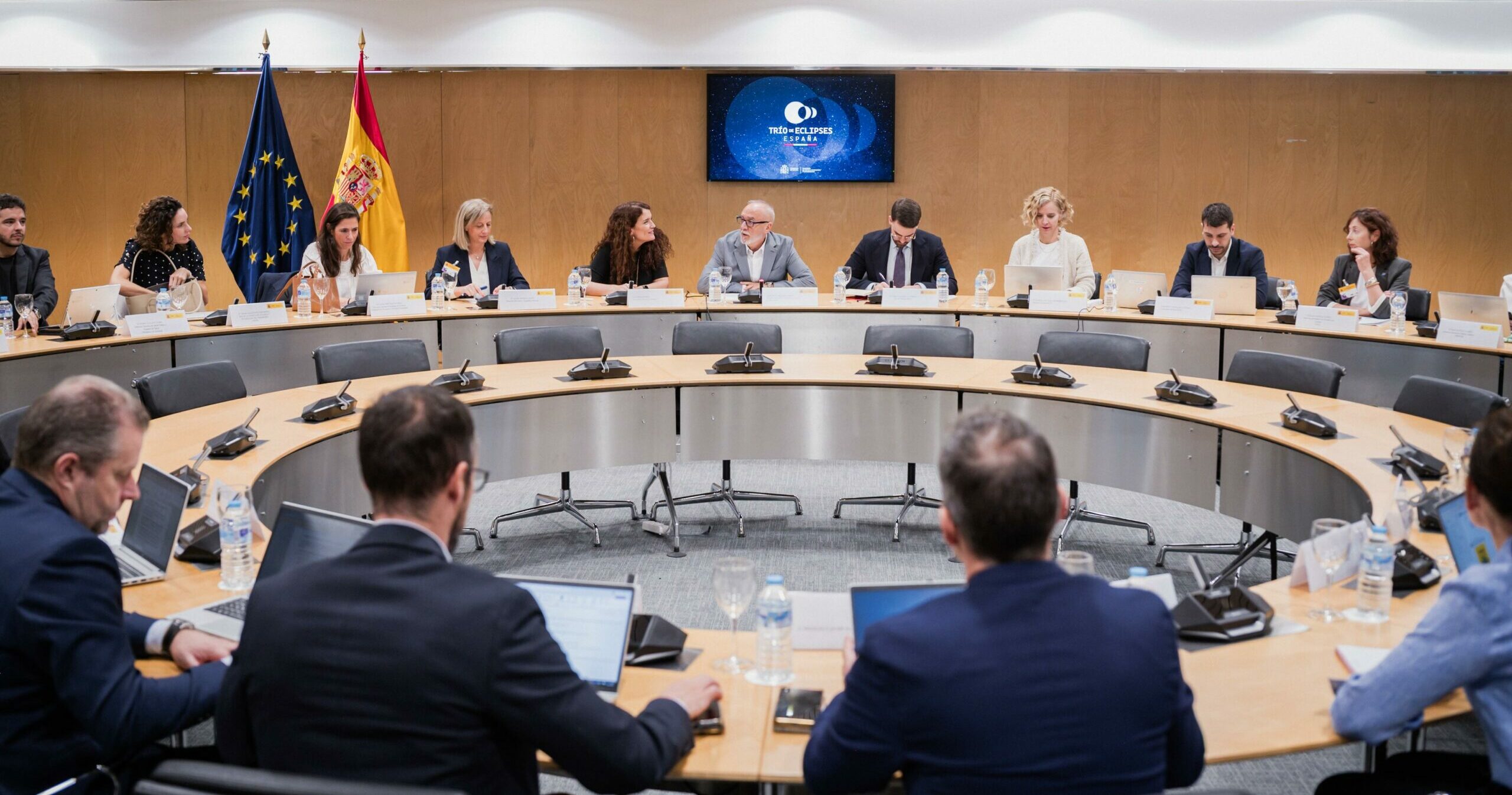 Reunión de la Comisión Interministerial para el Trío de Eclipses